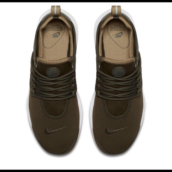 olive green womens prestos